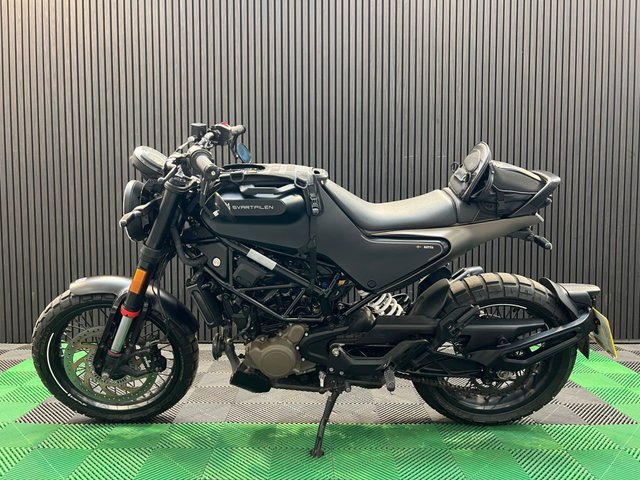 View our HUSQVARNA SVARTPILEN 125