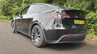 USED 2024 24 TESLA MODEL Y (Dual Motor) Performance Auto 4WDE 5dr 1 owner car VAT Qualifying