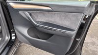 USED 2024 24 TESLA MODEL Y (Dual Motor) Performance Auto 4WDE 5dr 1 owner car VAT Qualifying