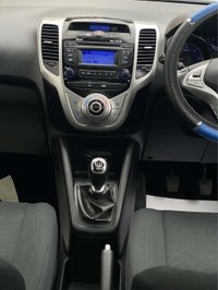 USED 2016 16 HYUNDAI IX20 1.6 CRDi Blue Drive Premium Euro 6 Â£35 TAX|FSH|SUNROOF|BT||WRRNTY