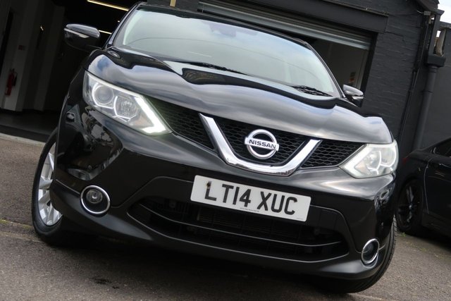 View our NISSAN QASHQAI