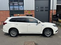 USED 2019 69 MITSUBISHI OUTLANDER 2.4h TwinMotor 13.8kWh Dynamic CVT 4WD Euro 6 (s/s) 5dr 