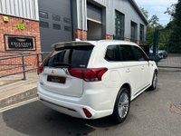 USED 2019 69 MITSUBISHI OUTLANDER 2.4h TwinMotor 13.8kWh Dynamic CVT 4WD Euro 6 (s/s) 5dr 