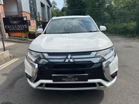 USED 2019 69 MITSUBISHI OUTLANDER 2.4h TwinMotor 13.8kWh Dynamic CVT 4WD Euro 6 (s/s) 5dr 