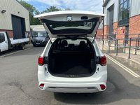 USED 2019 69 MITSUBISHI OUTLANDER 2.4h TwinMotor 13.8kWh Dynamic CVT 4WD Euro 6 (s/s) 5dr 