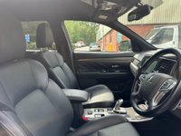 USED 2019 69 MITSUBISHI OUTLANDER 2.4h TwinMotor 13.8kWh Dynamic CVT 4WD Euro 6 (s/s) 5dr 