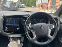 USED 2019 69 MITSUBISHI OUTLANDER 2.4h TwinMotor 13.8kWh Dynamic CVT 4WD Euro 6 (s/s) 5dr 