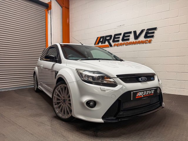 View our FORD FOCUS RS