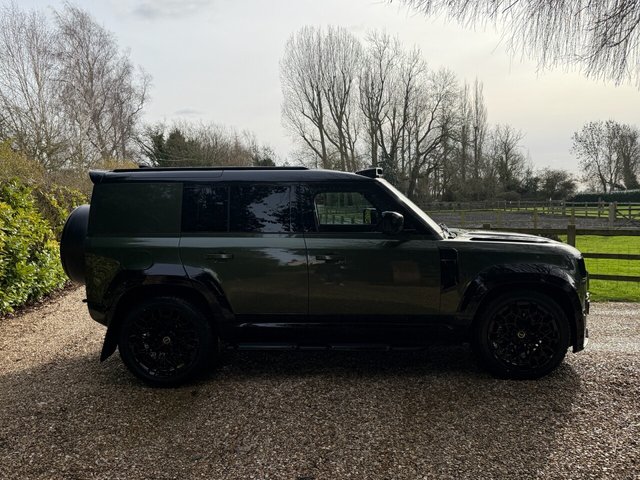 View our LAND ROVER DEFENDER 110