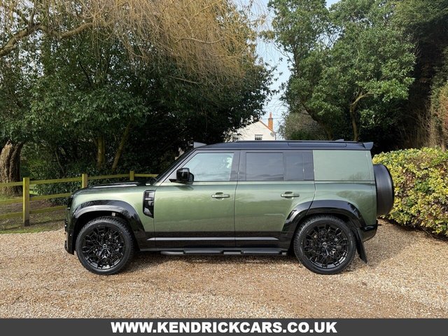 View our LAND ROVER DEFENDER 110