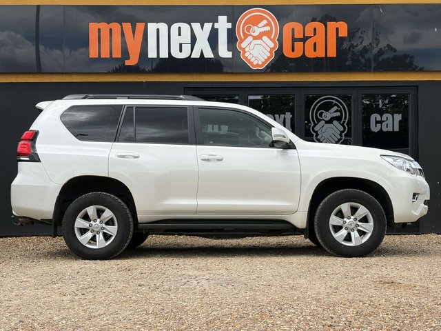 View our Toyota Land Cruiser 2.8D Active SUV 5dr Diesel Auto 4WD Euro 6 (s/s) (7 Seat) (204 ps)