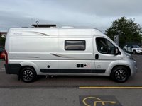 USED 2018 18 VANTAGE ORA Automatic - 2 Belt - Berth - End Bathroom 