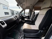 USED 2018 18 VANTAGE ORA Automatic - 2 Belt - Berth - End Bathroom 