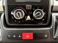 USED 2018 18 VANTAGE ORA Automatic - 2 Belt - Berth - End Bathroom 