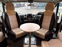 USED 2018 18 VANTAGE ORA Automatic - 2 Belt - Berth - End Bathroom 