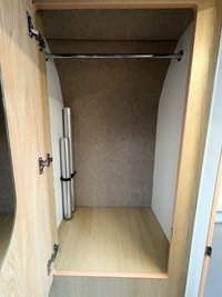 USED 2018 18 VANTAGE ORA Automatic - 2 Belt - Berth - End Bathroom 