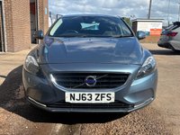 USED 2013 63 VOLVO V40 1.6 D2 SE Lux Nav Hatchback 5dr Diesel Manual Euro 5 (s/s) (115 ps) +USB POINT+CRUISE+SPEED LIMIER