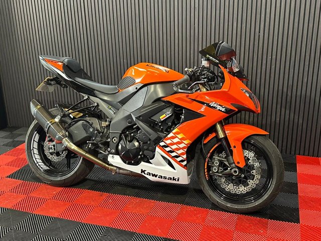 View our KAWASAKI NINJA ZX-10R