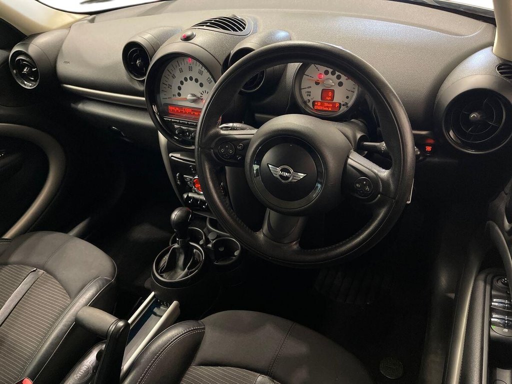 USED 2013 63 MINI COUNTRYMAN 2.0 Cooper D SUV 5dr Diesel Auto ALL4 Euro 5 (112 ps) 