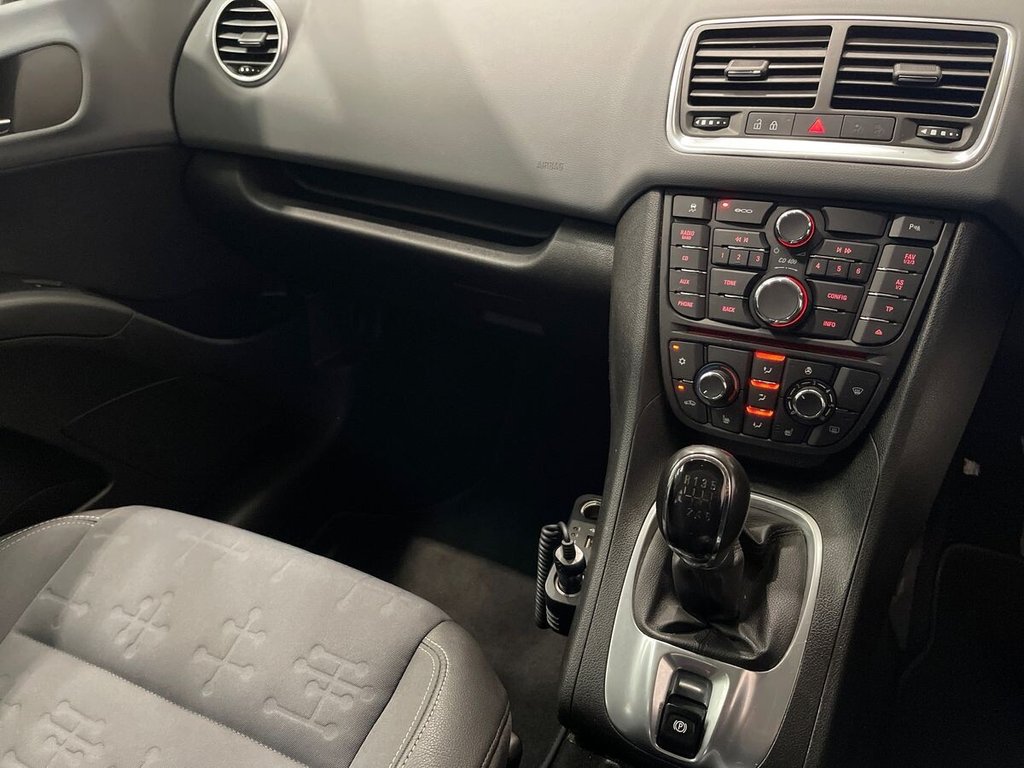USED 2014 VAUXHALL MERIVA 1.6 CDTi ecoFLEX Tech Line MPV 5dr Diesel Manual Euro 6 (s/s) (136 ps) 