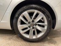 USED 2017 17 VAUXHALL INSIGNIA 1.4i Turbo SRi Nav Hatchback 5dr Petrol Manual Euro 6 (s/s) (140 ps) 
