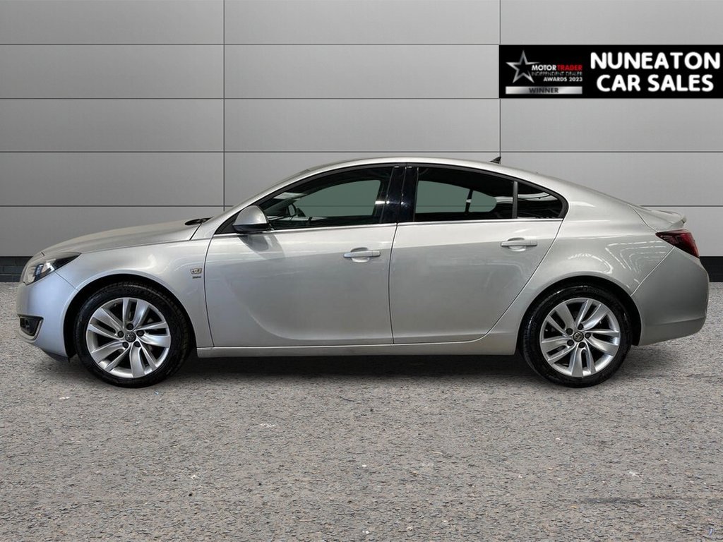 USED 2017 17 VAUXHALL INSIGNIA 1.4i Turbo SRi Nav Hatchback 5dr Petrol Manual Euro 6 (s/s) (140 ps) 