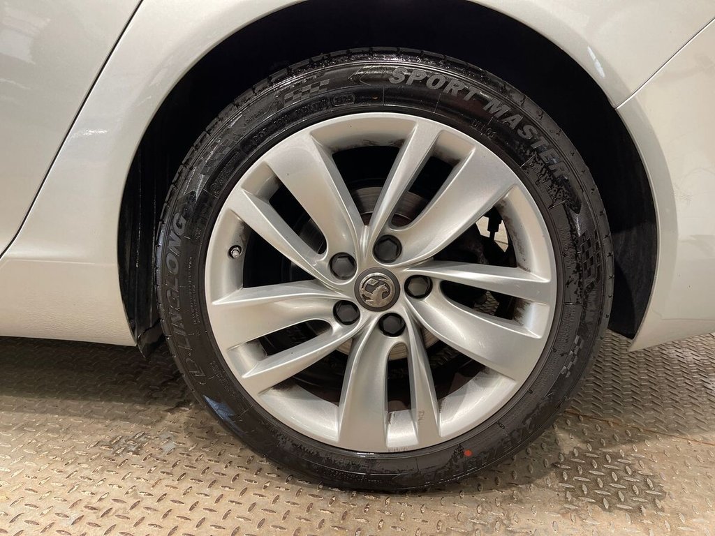 USED 2017 17 VAUXHALL INSIGNIA 1.4i Turbo SRi Nav Hatchback 5dr Petrol Manual Euro 6 (s/s) (140 ps) 