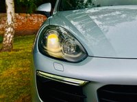 USED 2017 67 PORSCHE CAYENNE 3.0 TD V6 Platinum Edition SUV 5dr Diesel TiptronicS 4WD Euro 6 (s/s) (262 ps) Pan Roof, PASM, Reverse camera.