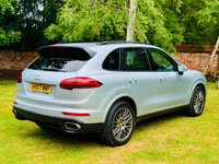 USED 2017 67 PORSCHE CAYENNE 3.0 TD V6 Platinum Edition SUV 5dr Diesel TiptronicS 4WD Euro 6 (s/s) (262 ps) Pan Roof, PASM, Reverse camera.