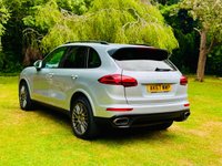 USED 2017 67 PORSCHE CAYENNE 3.0 TD V6 Platinum Edition SUV 5dr Diesel TiptronicS 4WD Euro 6 (s/s) (262 ps) Pan Roof, PASM, Reverse camera.