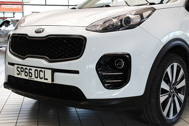 View our KIA SPORTAGE