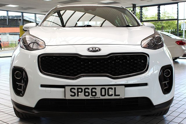 View our KIA SPORTAGE