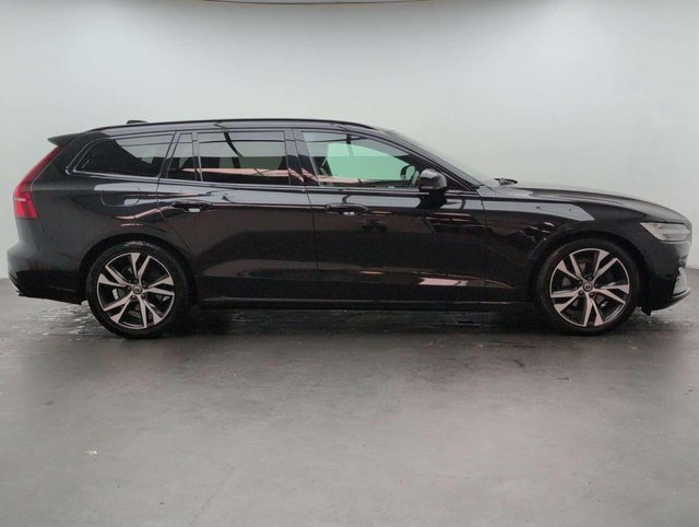 USED 2021 21 VOLVO V60 2.0 V60 R-Design B4 MHEV Auto 5dr CLICK+COLLECT / HOME DELIVERY