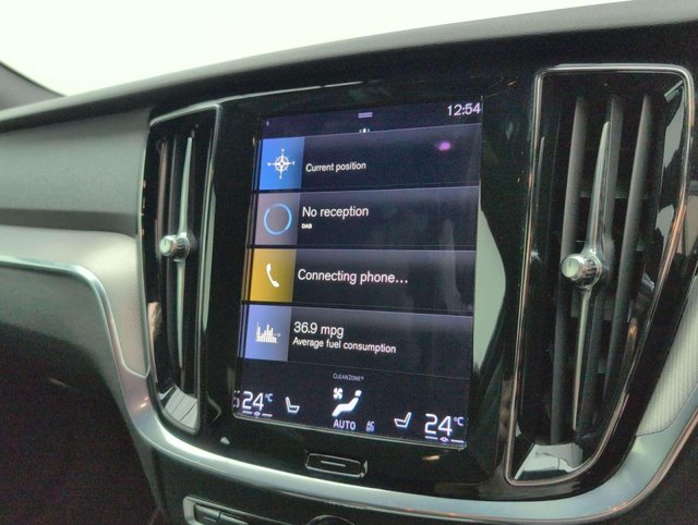 USED 2021 21 VOLVO V60 2.0 V60 R-Design B4 MHEV Auto 5dr CLICK+COLLECT / HOME DELIVERY
