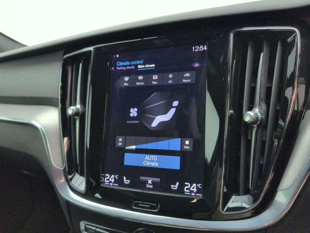 USED 2021 21 VOLVO V60 2.0 V60 R-Design B4 MHEV Auto 5dr CLICK+COLLECT / HOME DELIVERY