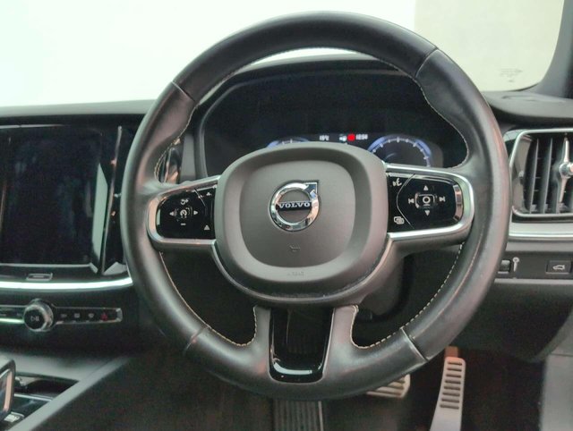 USED 2021 21 VOLVO V60 2.0 V60 R-Design B4 MHEV Auto 5dr CLICK+COLLECT / HOME DELIVERY