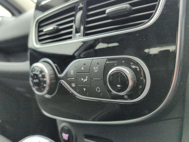 USED 2017 17 RENAULT CLIO 1.2 Clio Dynamique S Nav TCe Auto 5dr CLICK+COLLECT / HOME DELIVERY