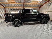 USED 2018 18 FORD RANGER 3.2 TDCi Wildtrak Pickup Double Cab 4dr Diesel Auto 4WD Euro 5 (200 ps) * ROOF LIGHT POD * RAPTOR GRILLE *