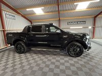 USED 2018 18 FORD RANGER 3.2 TDCi Wildtrak Pickup Double Cab 4dr Diesel Auto 4WD Euro 5 (200 ps) * ROOF LIGHT POD * RAPTOR GRILLE *