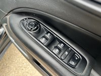USED 2020 20 JEEP COMPASS 1.4T MultiAirII Limited SUV 5dr Petrol Manual Euro 6 (s/s) (140 ps) - APPLE CAR PLAY - SAT NAV - HEATED LEATHER & STEERING - REVERSE CAMERA - P/SENSORS - CRUISE - 2 OWNERS