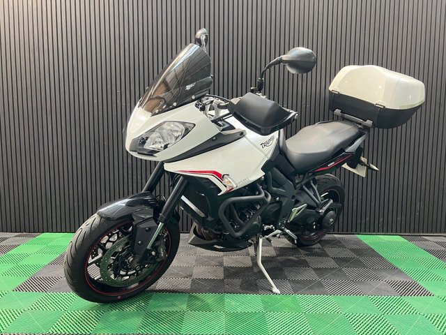 View our TRIUMPH TIGER 1050