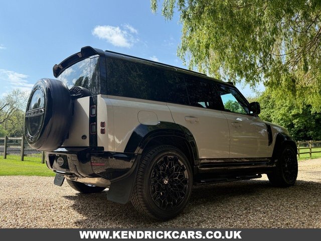 View our LAND ROVER DEFENDER 110