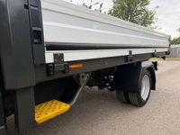 USED 2023 23 FORD TRANSIT 2.0 350 EcoBlue HD Leader Chassis Cab 2dr Diesel Manual RWD L2 Euro 6 (s/s) (130 ps) DROPSIDE GREY BIG SCREEN AIR CON
