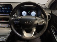 USED 2022 HYUNDAI KONA 64kWh Premium SUV 5dr Electric Auto (10.5kW Charger) (204 ps) 