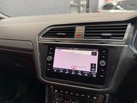 USED 2017 R VOLKSWAGEN TIGUAN 2.0 TDI R-Line SUV 5dr Diesel DSG Euro 6 (s/s) (150 ps) STUNNING EXAMPLE RARE RED LEATHER