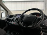 USED 2023 73 PEUGEOT BOXER 2.2 BLUEHDI 140PS L4 H2 PROFESSIONAL PREMIUM+ - NO VAT 1 OWNER, TOP SPEC, STUNNING