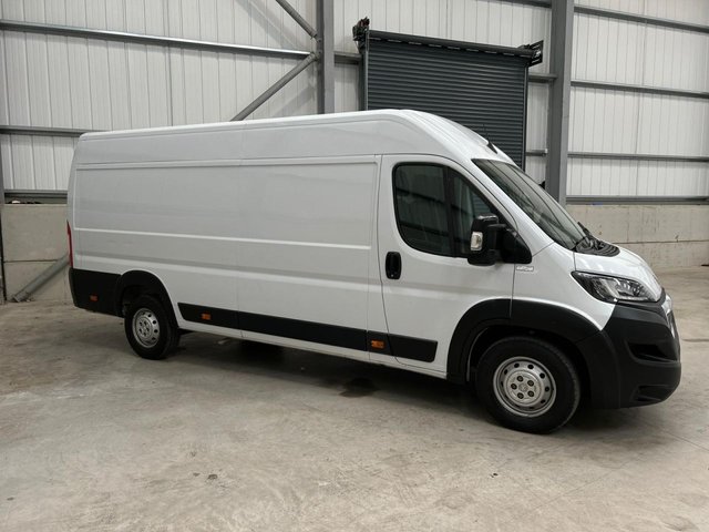 View our PEUGEOT BOXER