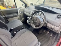USED 2008 08 RENAULT SCENIC 1.9 dCi Dynamique MPV 5dr Diesel Manual (159 g/km, 130 bhp) 2008 (08) Renault Megane Dynamique S 1.9 dCi 130 5dr. Only 89,758 miles. Striking metallic wine red. Just completed a full service and comes with a brand new 12-month MOT. Powerful yet highly economical 130 bhp diesel engine. Excellent spec including alloy wheels and sports styling. Spacious, practical, and completely ready to drive away. Fantastic value at just &pound;1,995.