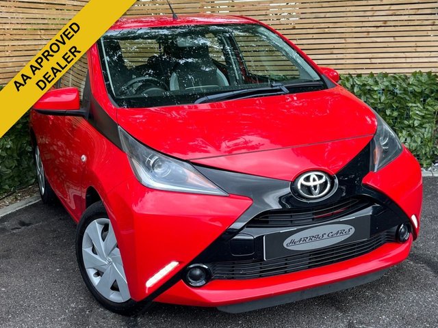 View our Toyota Aygo 1.0 VVT-i x-play Hatchback 5dr Petrol Manual Euro 6 (68 ps)