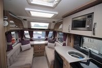 USED 2017 SWIFT CHALLENGER HI-STYLE 565 End Washroom Fixed Single Beds